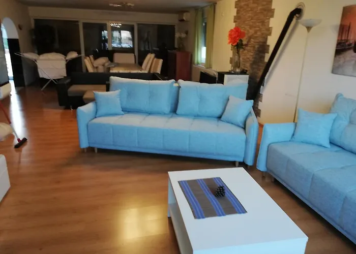Villa Ceki