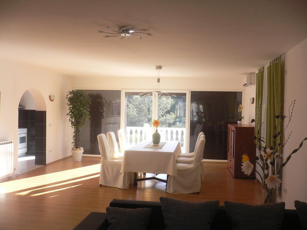 Ceki Appartement *