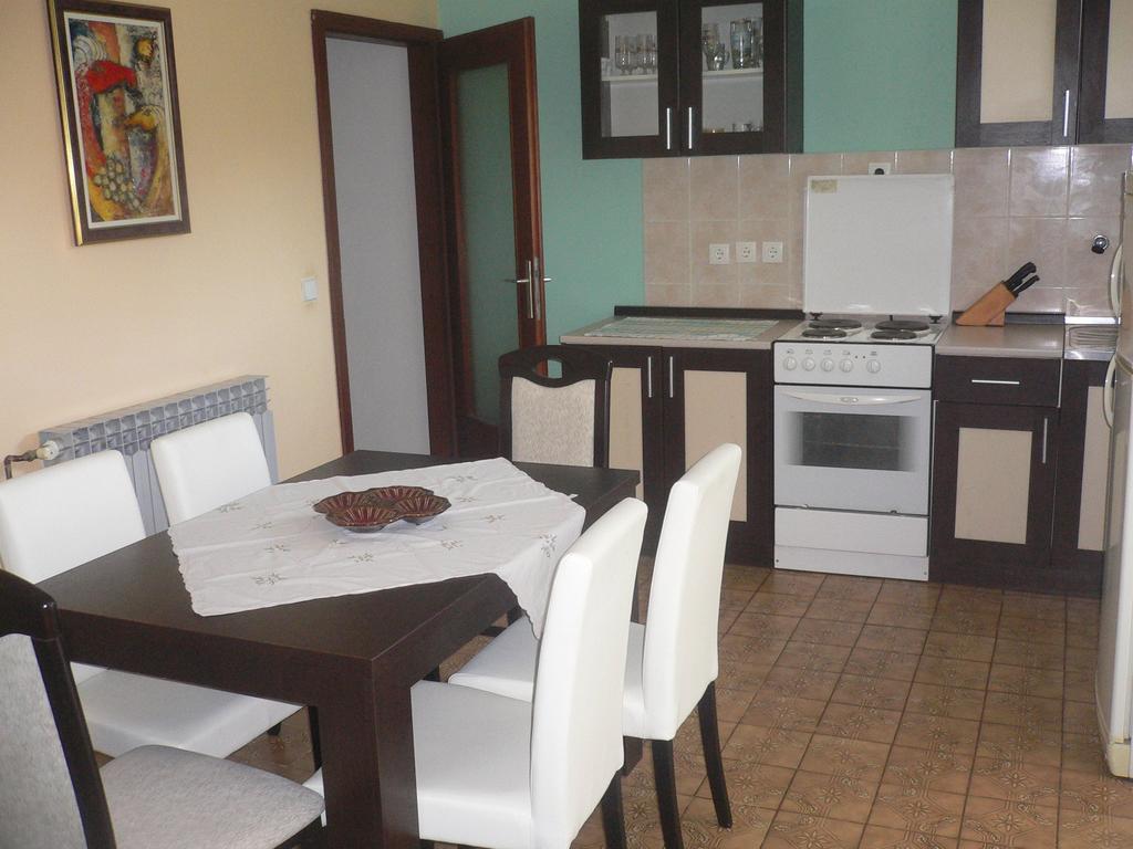 Ceki Appartement *