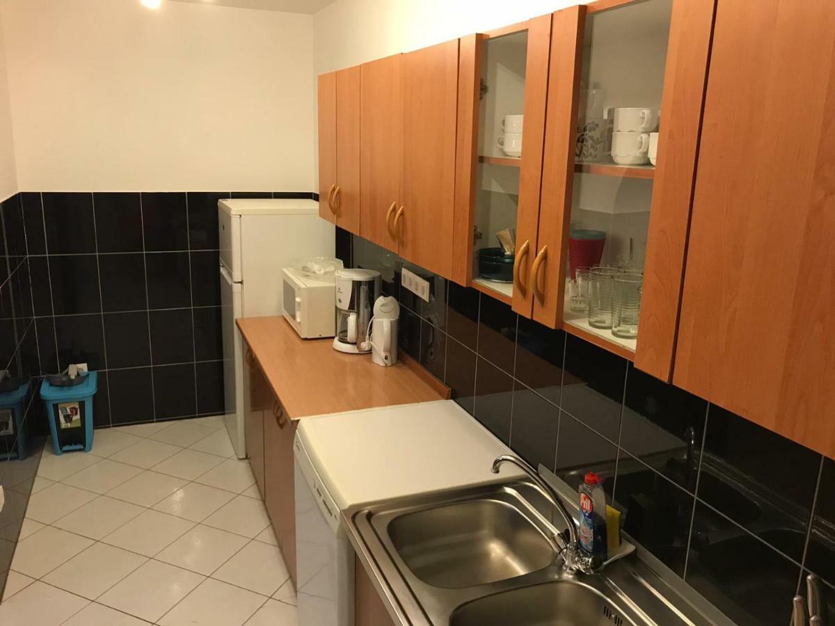Ceki Appartement *